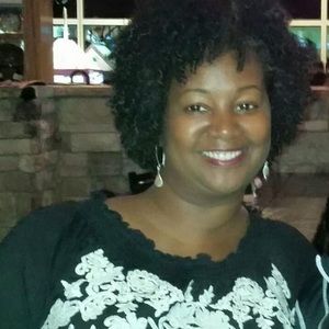 Meet your Posher, Tomieca